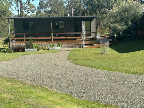 BIKABISA - Accommodation Newcastle 0