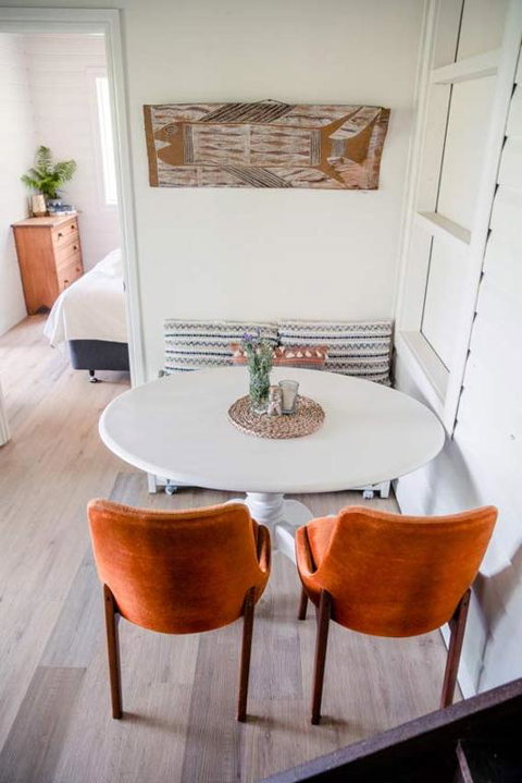 Birdsong Train Carriage Cabins - Accommodation Newcastle 2