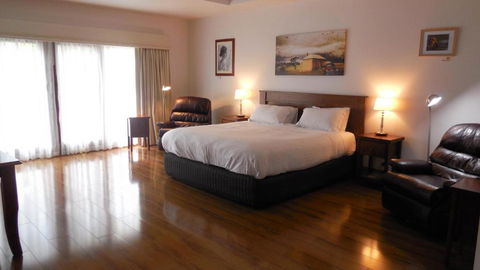 Birdwood Motel - Accommodation Newcastle 3