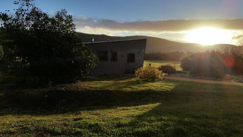 Blaze Rock Retreat - Accommodation Newcastle 1