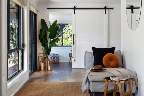 BUNGALOW1six - Accommodation Newcastle 3