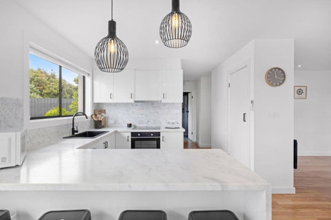 Casa Bianca - Accommodation Newcastle 3