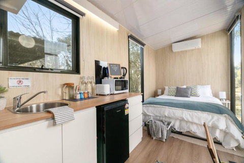 Cathedral Views By Tiny Away - Accommodation Newcastle 4