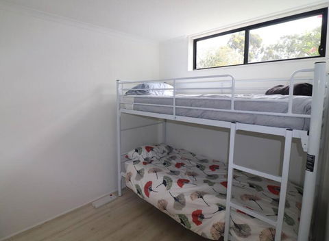 Cedric Cottage - Accommodation Newcastle 2