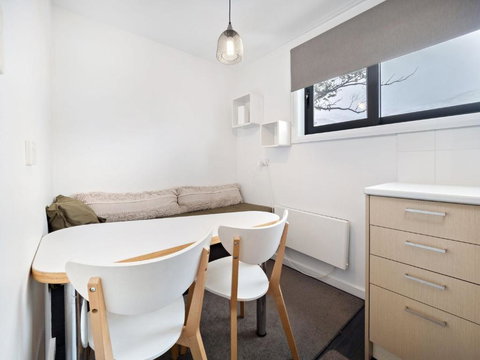 Celesia 2 - Accommodation Newcastle 2