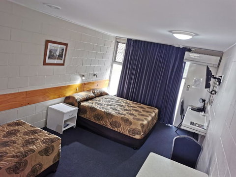 Central Motel Ipswich - Accommodation Newcastle 3