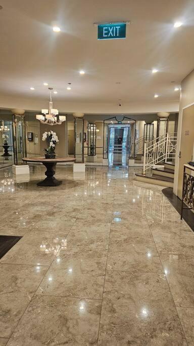 Chic Toorak Studio - Accommodation Newcastle 4