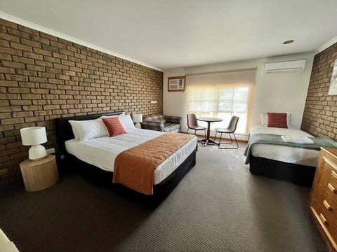 City Colonial Motor Inn - Accommodation Newcastle 1