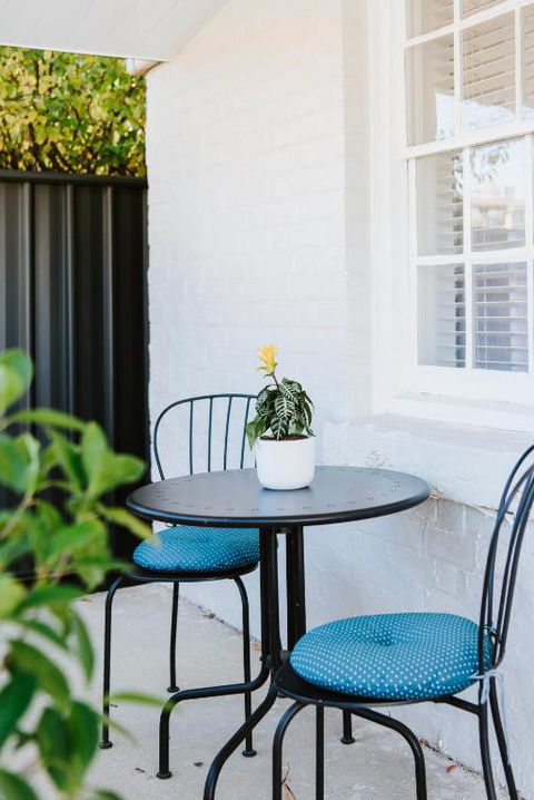 Claret On Douro - Accommodation Newcastle 2