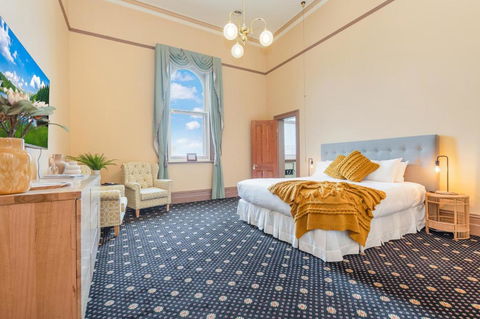 Clocktower Suites - Accommodation Newcastle 2