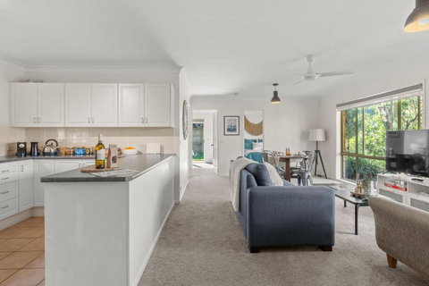 Coastal Sounds At Mollymook - Accommodation Newcastle 1