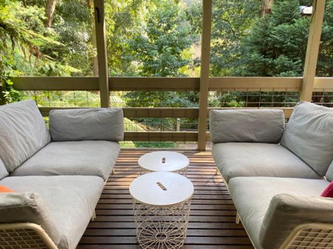 Cockatoo Rainforest Escape - Accommodation Newcastle 3