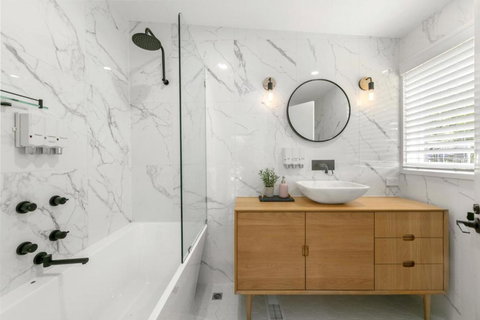 Coco House - Accommodation Newcastle 3