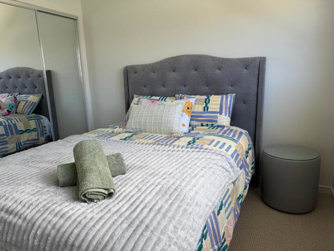 Comfort 4B Villa Close To Theme Parks - Accommodation Newcastle 4