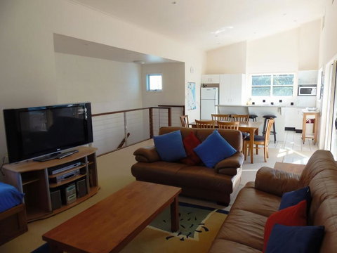 COOLAMAINE 2 Rainbow Beach - Accommodation Newcastle 3