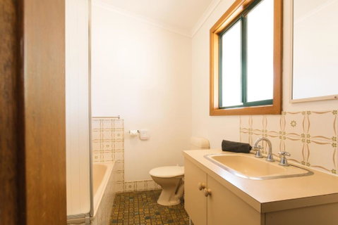 Cowell Foreshore Caravan Park - Accommodation Newcastle 2