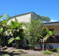 44 Cypress Avenue - Holiday home in a quiet location close to patrolled beach and CBD