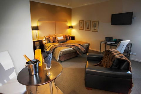 53 On Victoria - Accommodation Newcastle 3