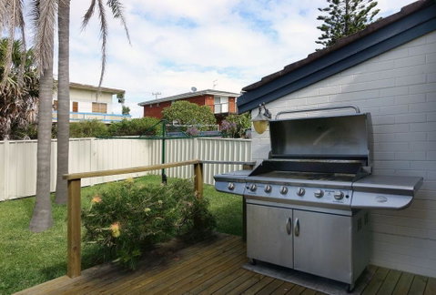 95 UNDERWOOD ROAD - Accommodation Newcastle 1