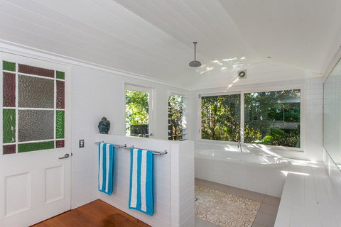 A PERFECT STAY - Aria - Holiday House - Accommodation Newcastle 1