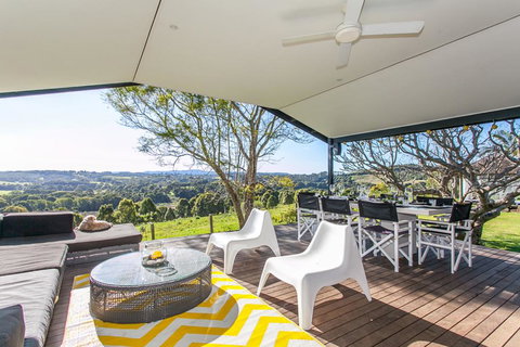 A PERFECT STAY - Aria - Holiday House - Accommodation Newcastle 3