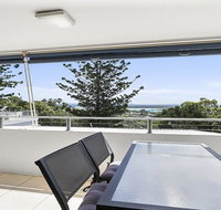 A Stylish Apartment with Noosa Views - Unit 6 Yaringa 29 Noosa Drive - Accommodation Newcastle