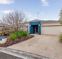 A TOUCH OF CLASS - PET FRIENDLY OUTSIDE ONLY - Accommodation Newcastle