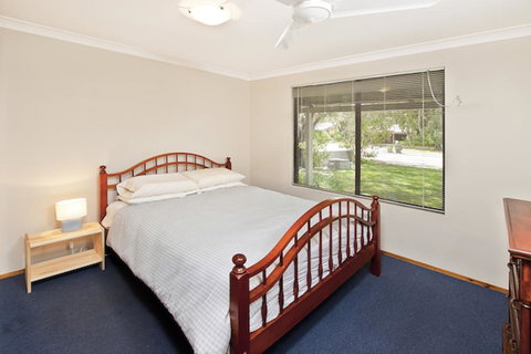 Abbey Beach Shack - Accommodation Newcastle 2