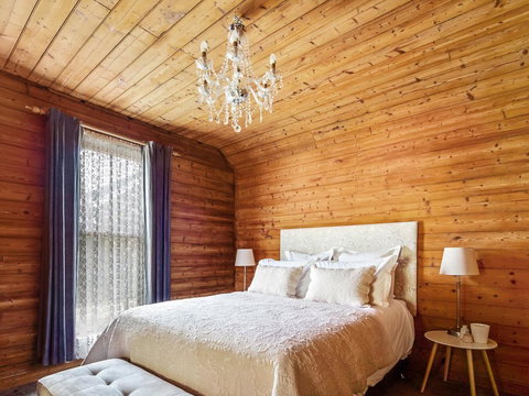 Abrahams On Bank - Accommodation Newcastle 3