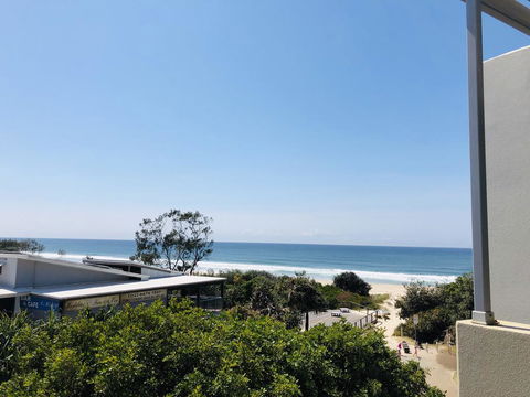 Absolute Beachfront - Cabarita Beach - Ocean Views - 3 Bed Apartment - Accommodation Newcastle 0
