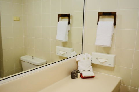 Acacia Court Hotel - Accommodation Newcastle 3