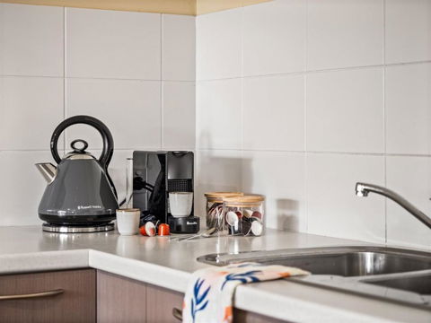Eagle Bay Beach House - 300m To The Beach! - Accommodation Newcastle 1