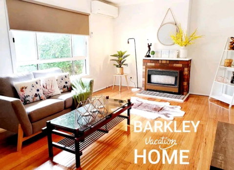 Entire 3 Bedroom Doveton House, No Sharing - Accommodation Newcastle 0