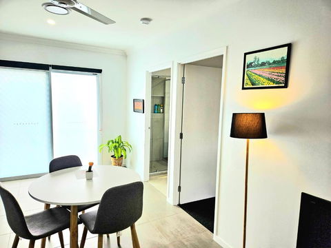 Entire NEW Apartment Tranquil &Great Location - Accommodation Newcastle 0