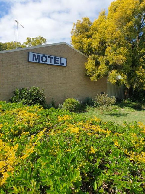 Esk Motel - Accommodation Newcastle 1