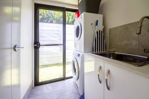 Executive Home Accommodation 34 - Accommodation Newcastle 2