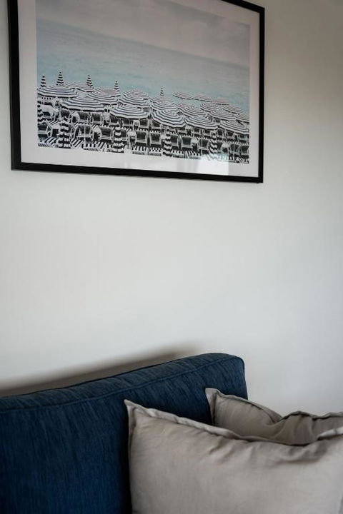 Family Holiday Home With Ocean View - Accommodation Newcastle 4