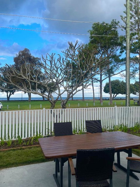 Flinders Seaside Cottage - Accommodation Newcastle 2