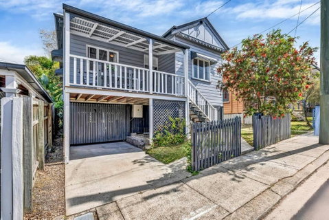 Gabba Central 2 Separate Homes 1 Block 6 Bdrms - Accommodation Newcastle 0