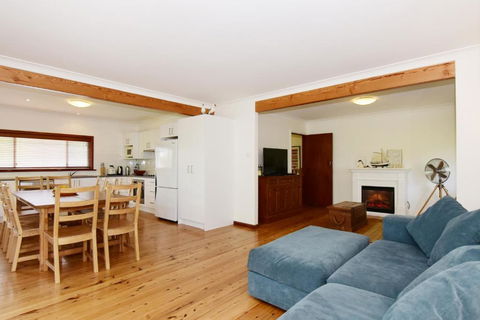 GERR14C - Salty Dog - Accommodation Newcastle 1