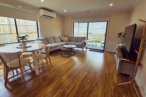 Getaway On Amaroo Way - Accommodation Newcastle 0
