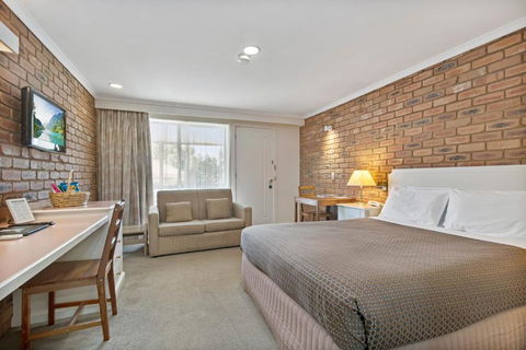 Golden Square Motor Inn - Accommodation Newcastle 1