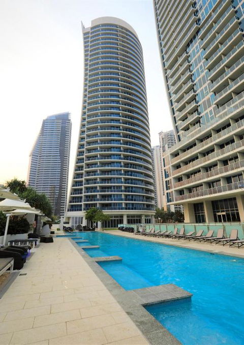 H Luxury Apartment At Surfers Paradise High Floor - Accommodation Newcastle 0