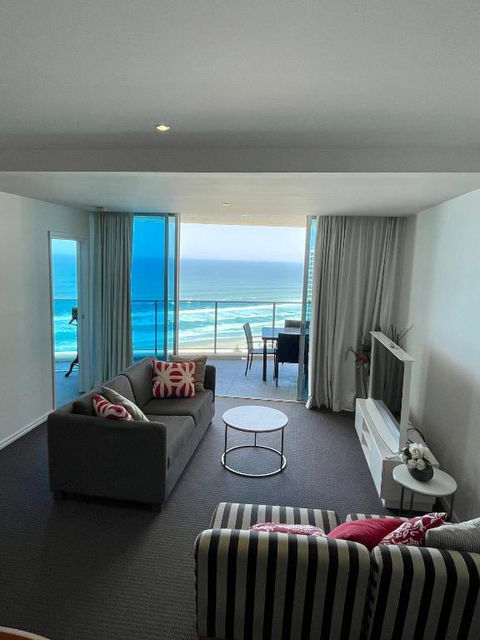 H Luxury Apartment At Surfers Paradise High Floor - Accommodation Newcastle 1
