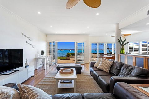 H3 Port Stephens - Accommodation Newcastle 2