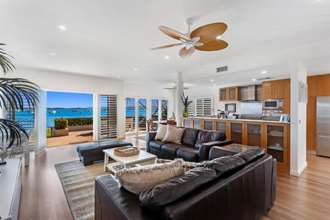 H3 Port Stephens - Accommodation Newcastle 3