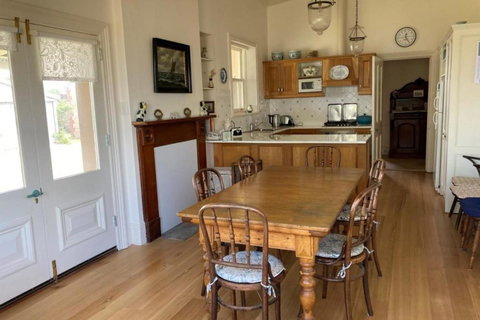 Halcyon 11 The Strand Port Elliot - WIFI - Pet Friendly - No Linen Included - Accommodation Newcastle 3