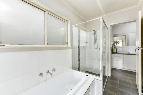 Hart Street Apartments - Accommodation Newcastle 2