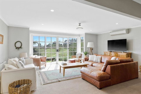 Haven Hills - Accommodation Newcastle 3