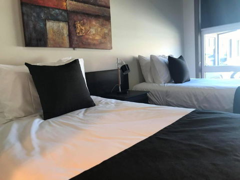 Guiding Star Motel & Hotel - Accommodation Newcastle 3